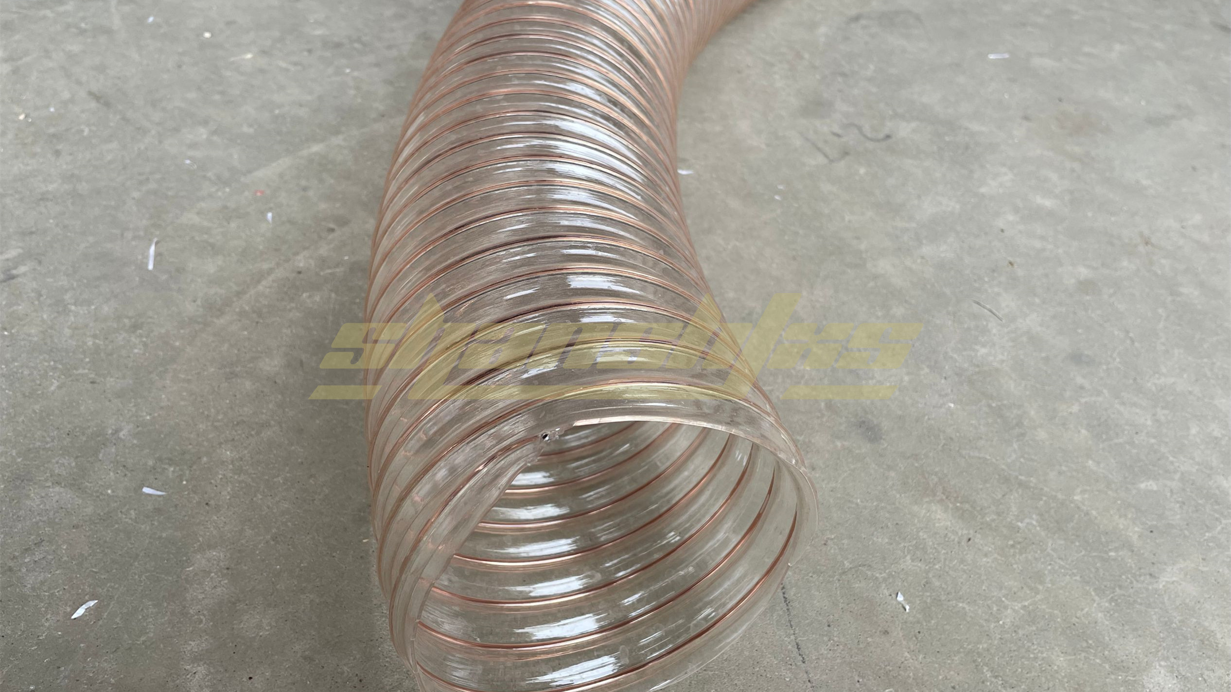 吸尘器专用吸尘软管是一款多用途产品